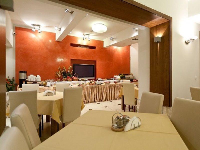 Kazimierz Ii Hotel 3*